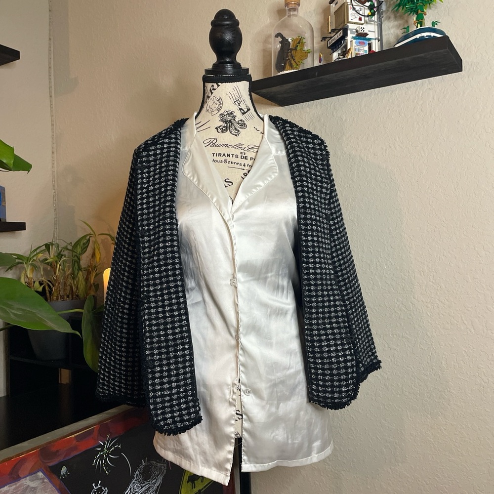 Max Studio Black and White Houndstooth Blazer